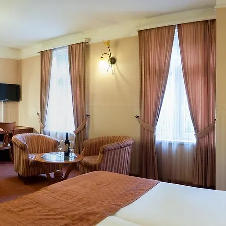 ホテル Aleksandar